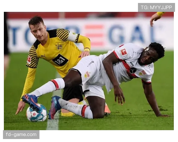 阿德耶米状态回暖助力多特蒙德，再燃德甲争冠希望