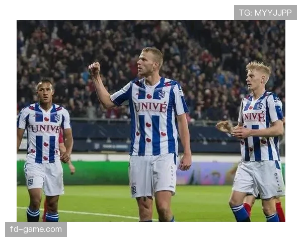 海伦芬锋线火力全开，连胜势头强劲表现亮眼